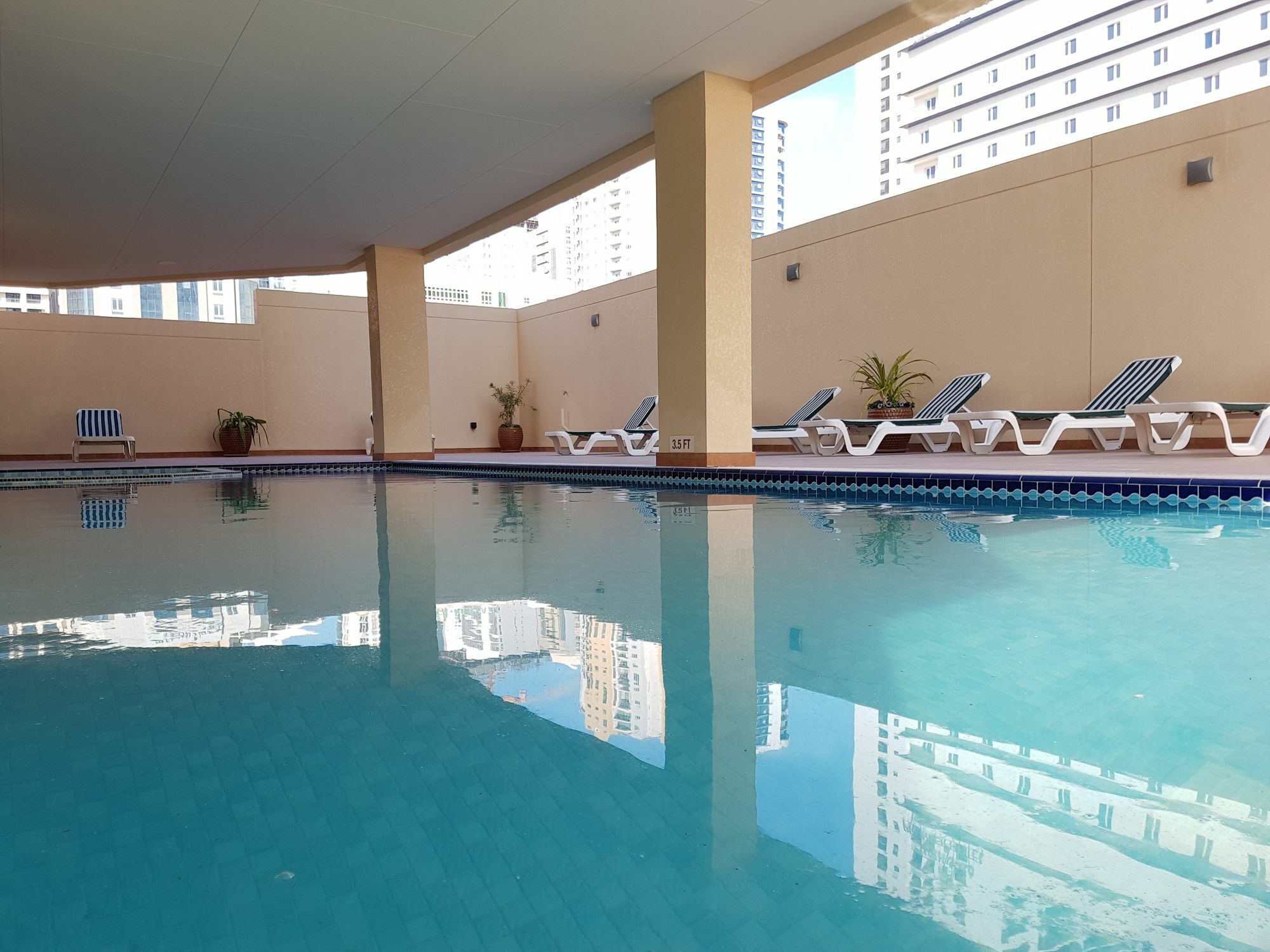 מנאמה Juffair Trends Luxury Apartment מראה חיצוני תמונה